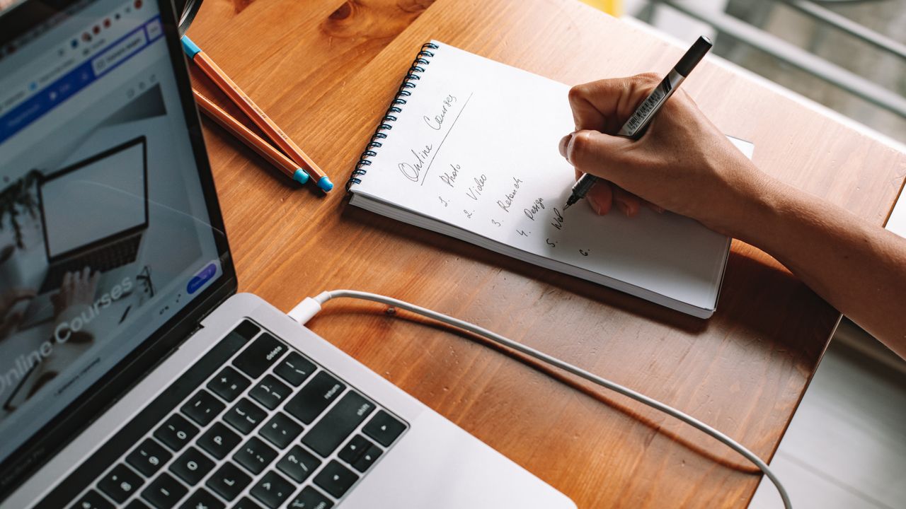 Fernunterricht und Onlinekurs